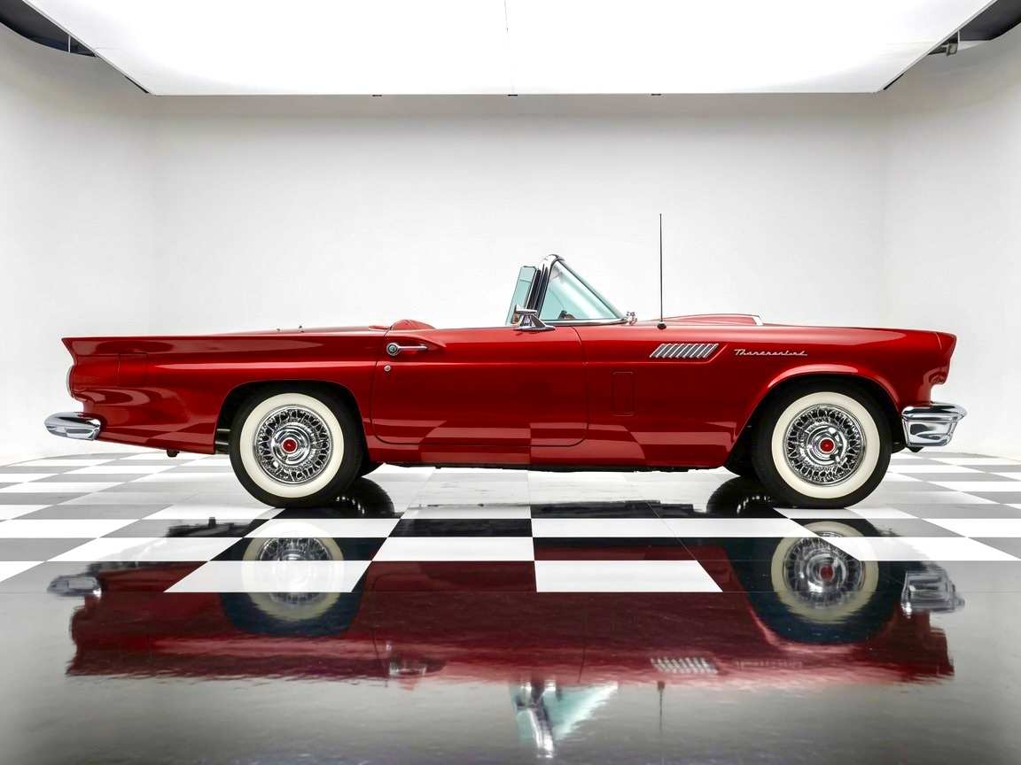 1957 THUNDERBIRD RED/WHITE FRESH RESTORATION